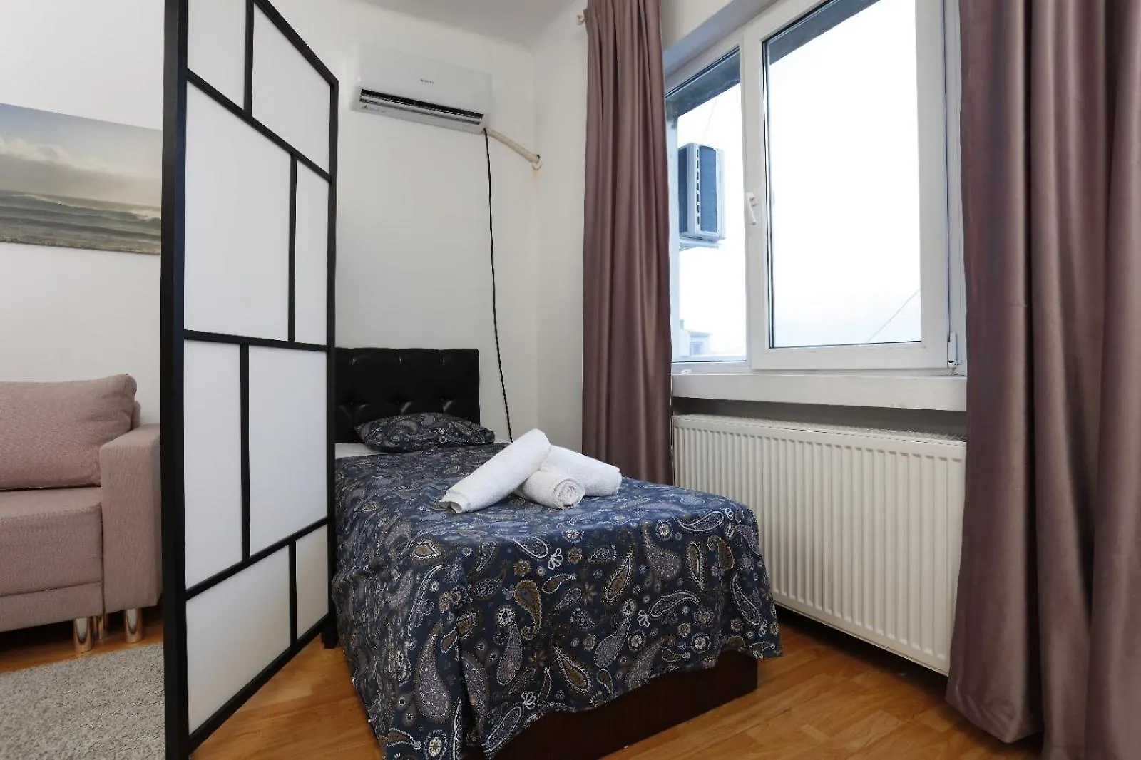 3 Bdrm Apartment In City Center Bucareste